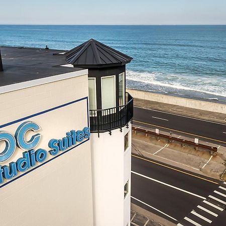 Direct Oceanfront Studio Suite! ハンプトン エクステリア 写真